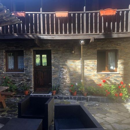 Casa Rural Madreselva 2 Navelgas Exterior photo